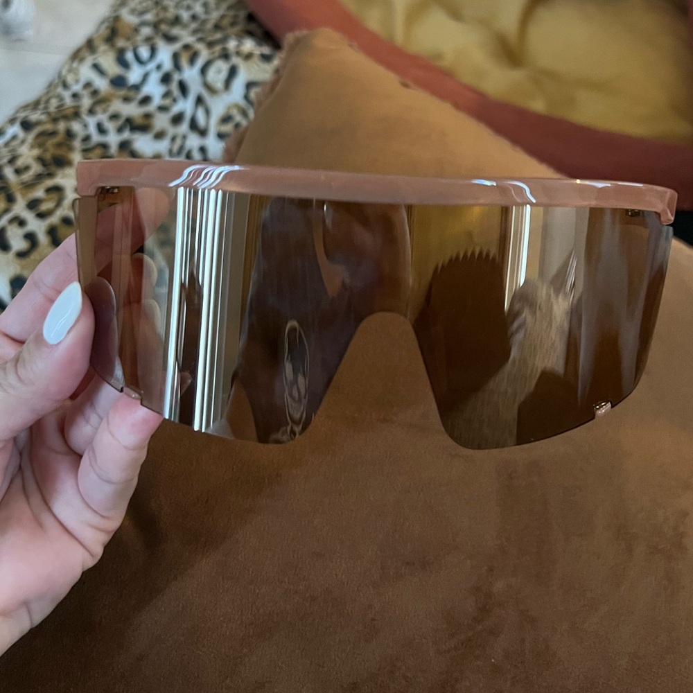 Steve Madden sunglasses